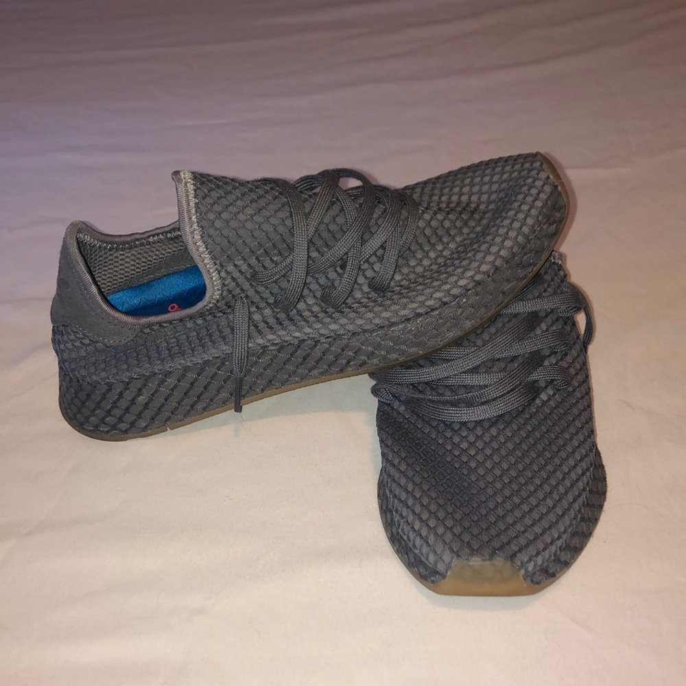 Adidas (dont know name)